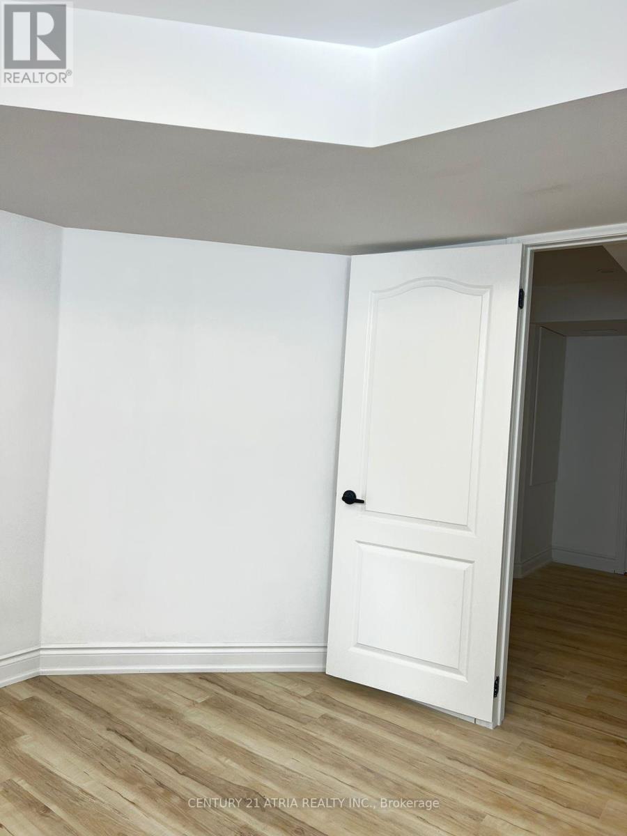 148 Dean Avenue, Barrie (Painswick South), Ontario L4N 0V7 - Photo 10 - S13684216