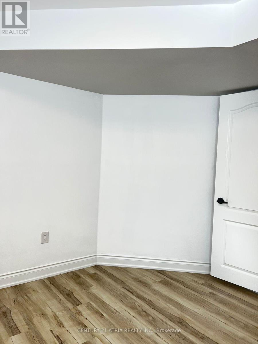 148 Dean Avenue, Barrie (Painswick South), Ontario L4N 0V7 - Photo 11 - S13684216