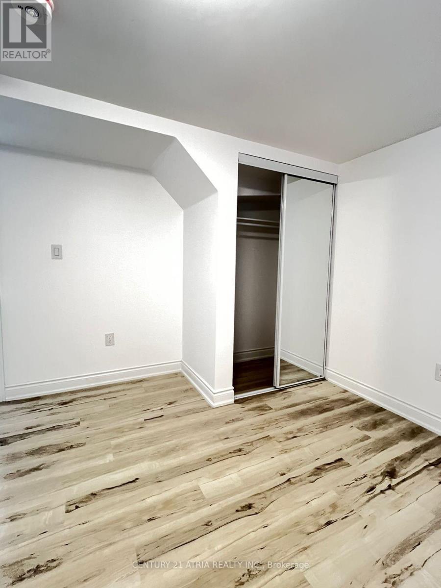 148 Dean Avenue, Barrie (Painswick South), Ontario L4N 0V7 - Photo 6 - S13684216
