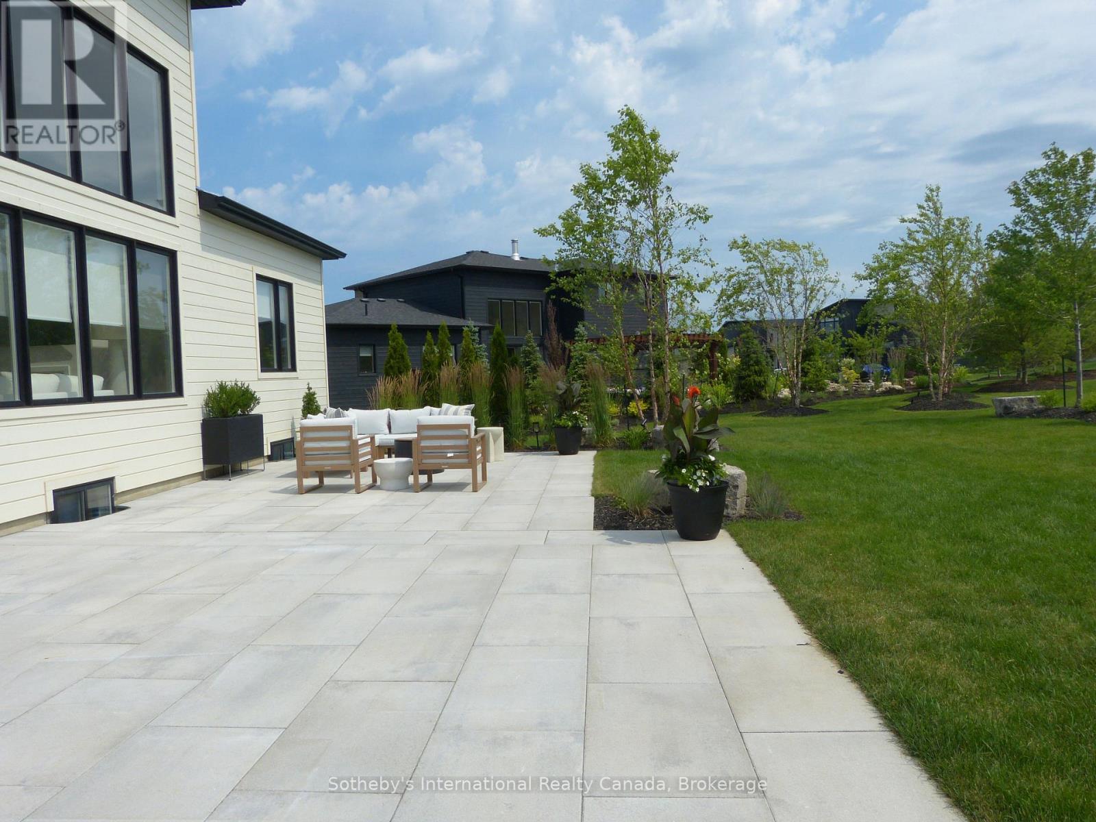 102 Sladden Court, Blue Mountains, Ontario  N0H 2P0 - Photo 33 - X13562822