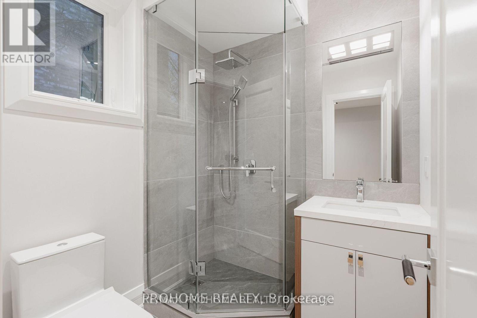 29 Pomander Road, Markham, Ontario  L3R 1X5 - Photo 44 - N13248854