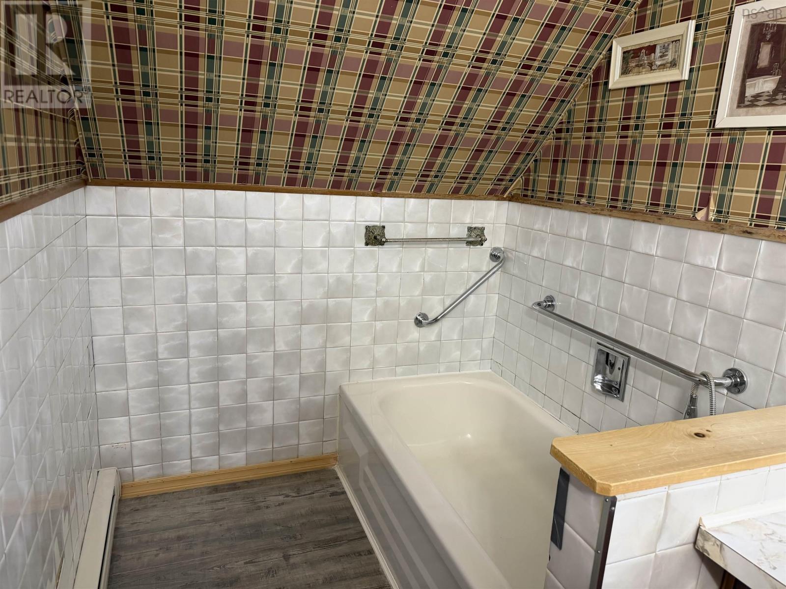9 Princess Street, Springhill, Nova Scotia  B0M 1E0 - Photo 15 - 202618557