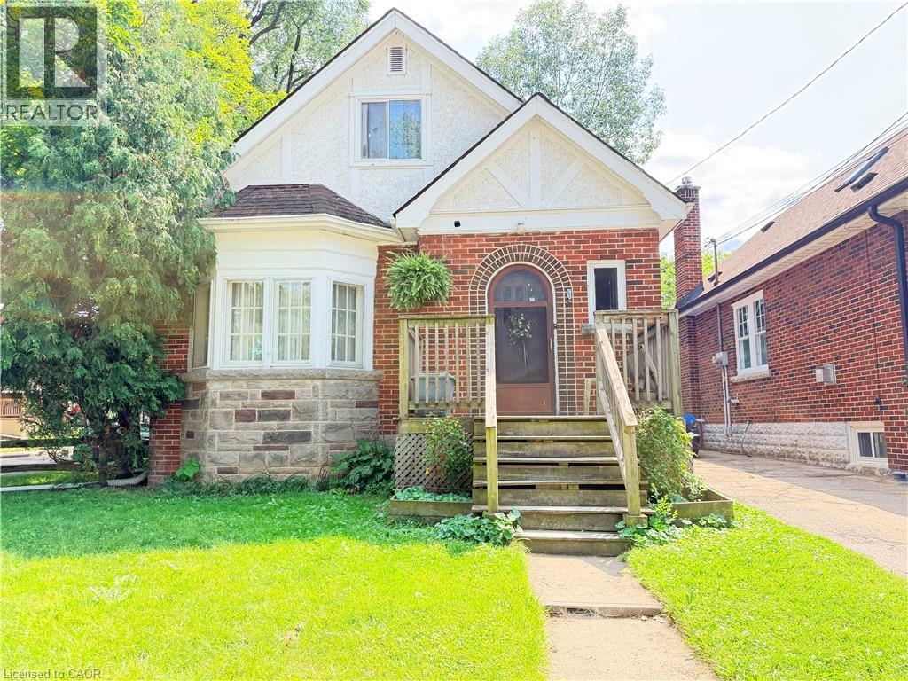 1 NORWOOD Road, Hamilton, Ontario