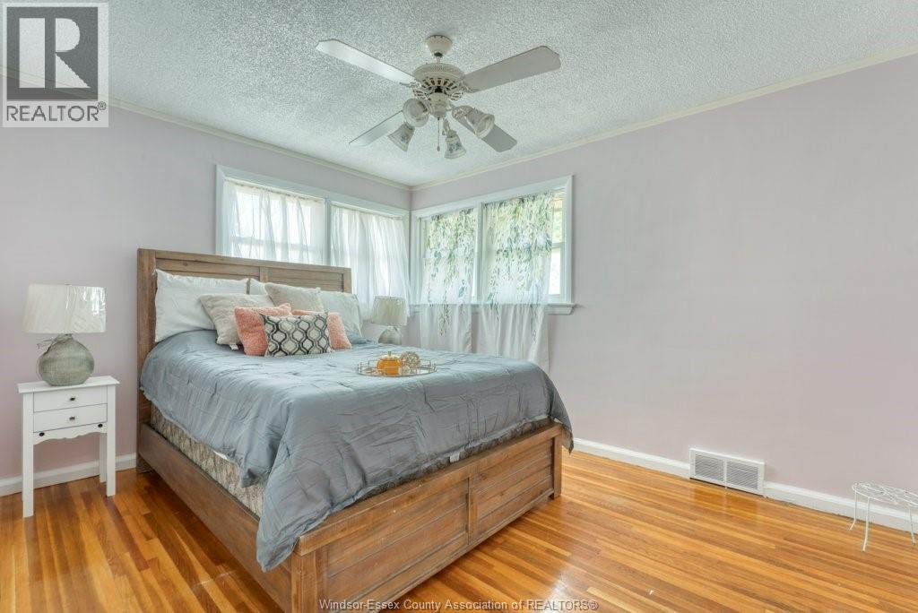 3277 Dominion, Windsor, Ontario  N9E 2N6 - Photo 10 - 26020079
