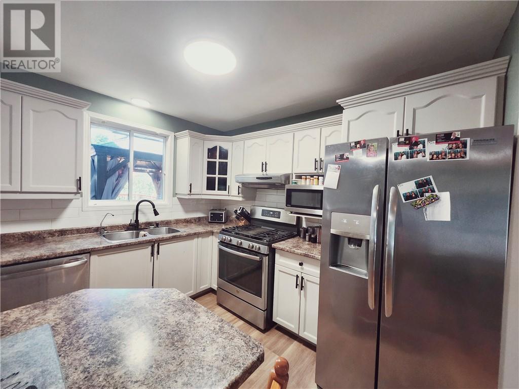 155 Ridgemount Avenue, Sudbury, Ontario  P3B 3W4 - Photo 7 - 2129840