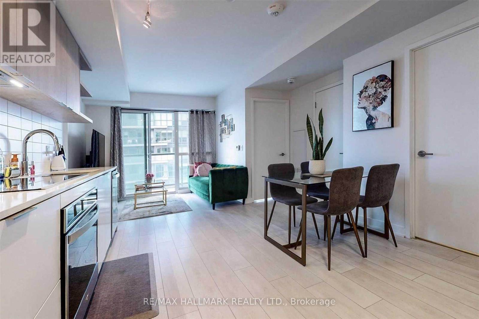 808 - 6 Sonic Way, Toronto, Ontario M3C 0P1 - Photo 13 - C13675986