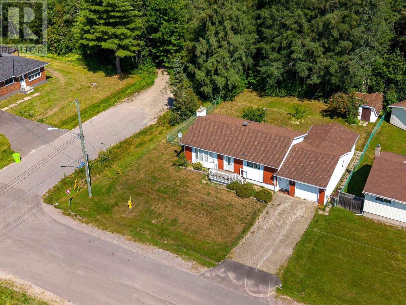 26 Corey Ave, Sault Ste. Marie, Ontario  P6B 4G5 - Photo 11 - SM262206