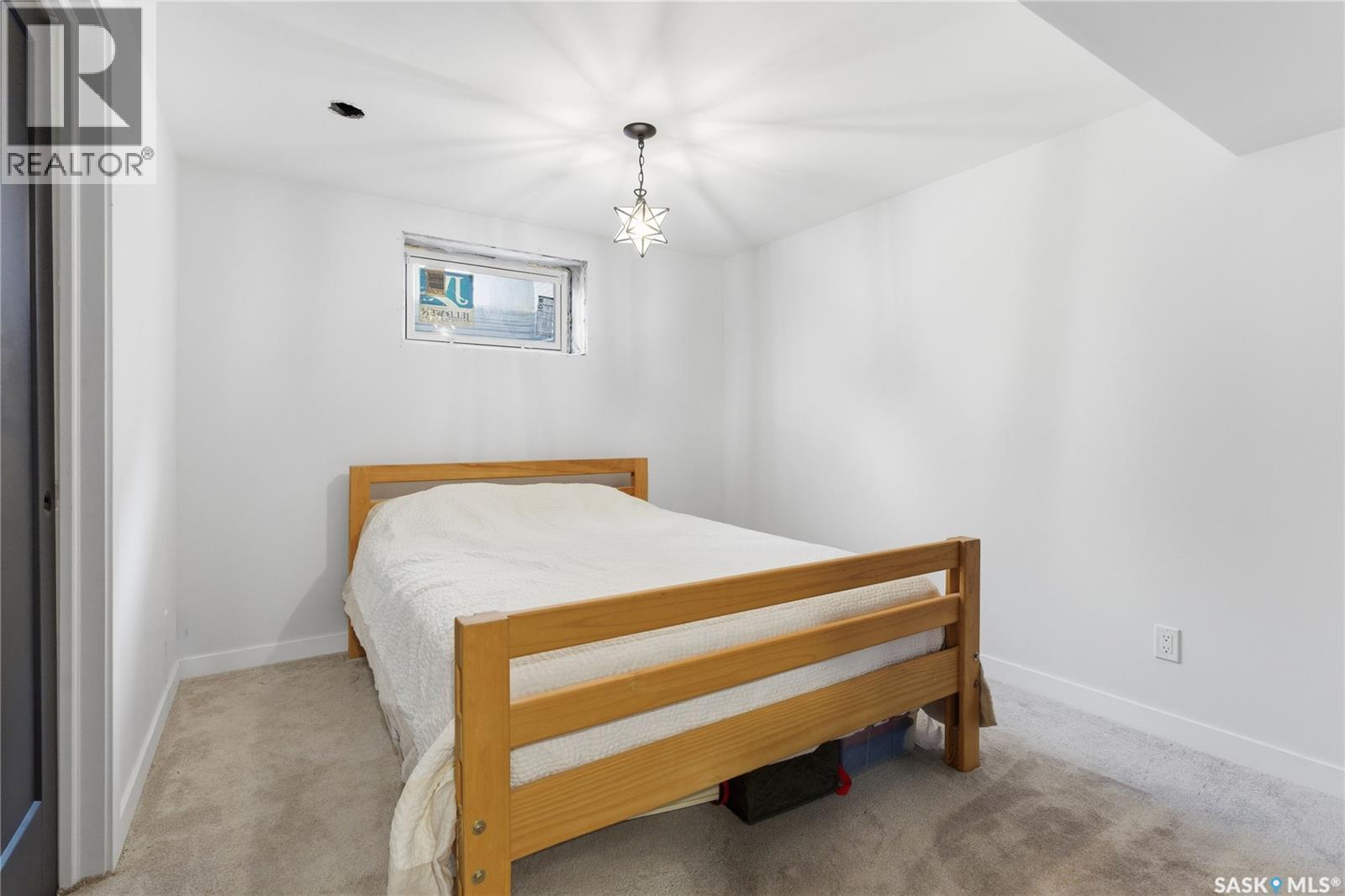 1813 Cameron Avenue, Saskatoon, Saskatchewan  S7H 3N2 - Photo 32 - SK045747