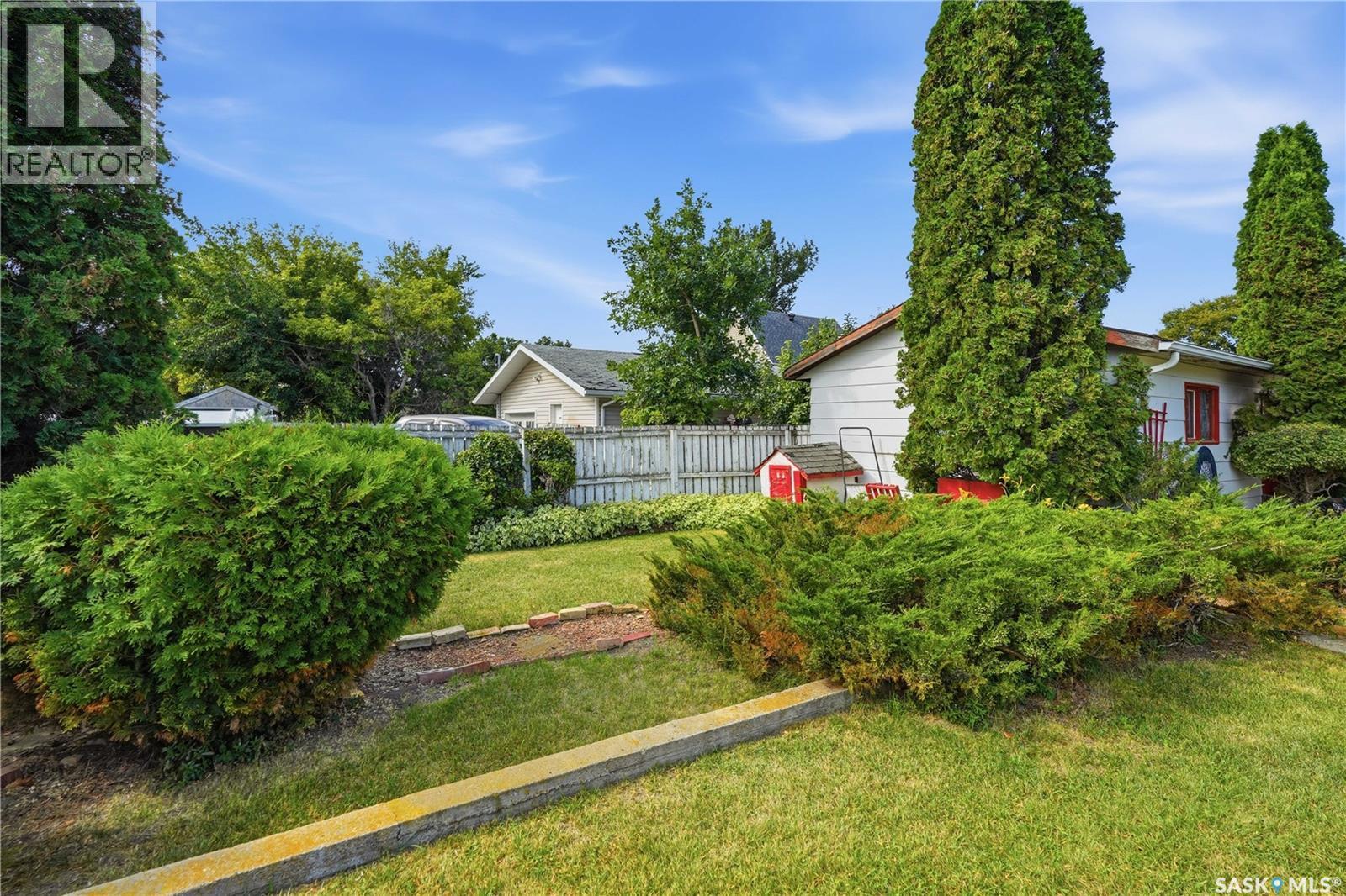 1229 Willow Avenue, Moose Jaw, Saskatchewan  S6H 1H1 - Photo 49 - SK045730