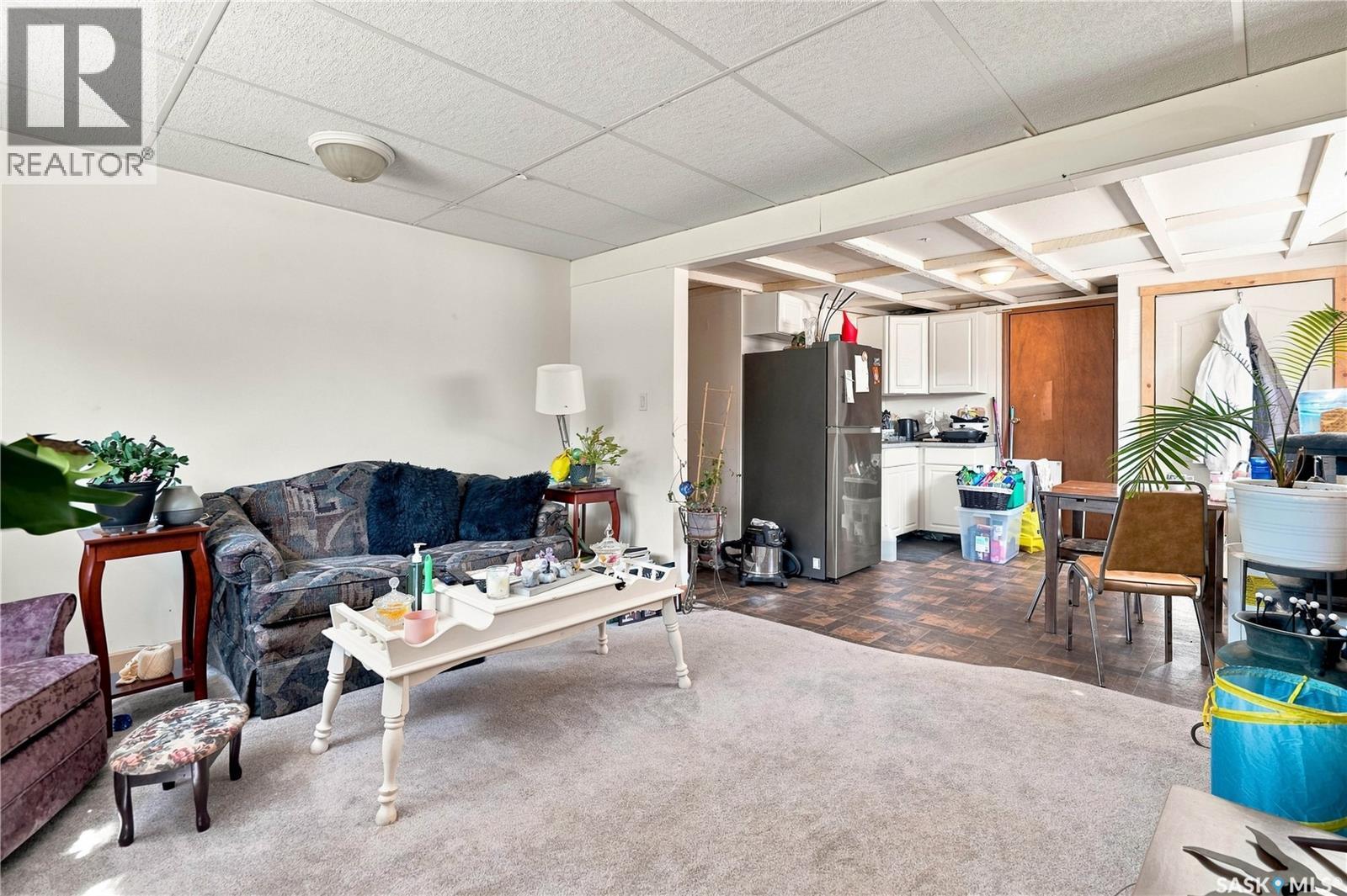 1020 Warner Street, Moose Jaw, Saskatchewan  S6H 5S5 - Photo 12 - SK045727