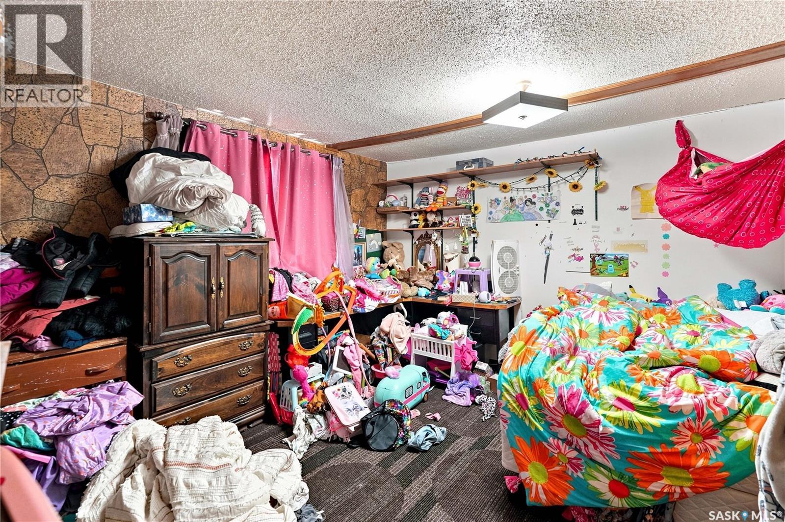 1020 Warner Street, Moose Jaw, Saskatchewan  S6H 5S5 - Photo 29 - SK045727