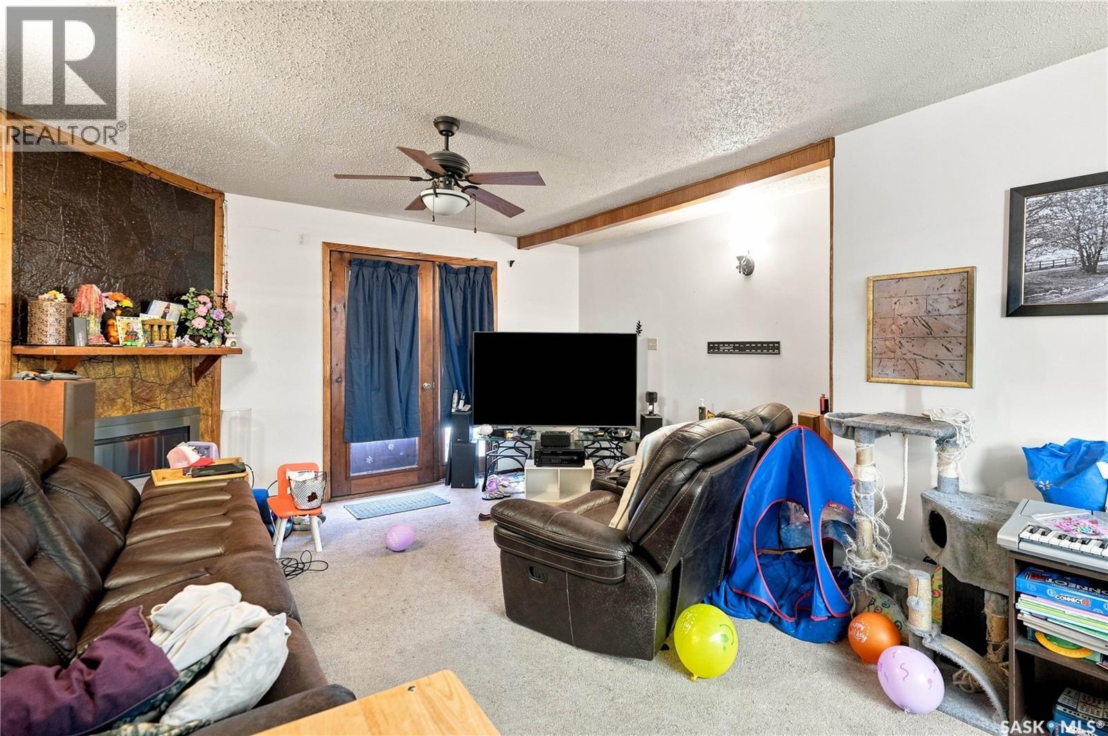 1020 Warner Street, Moose Jaw, Saskatchewan  S6H 5S5 - Photo 37 - SK045727