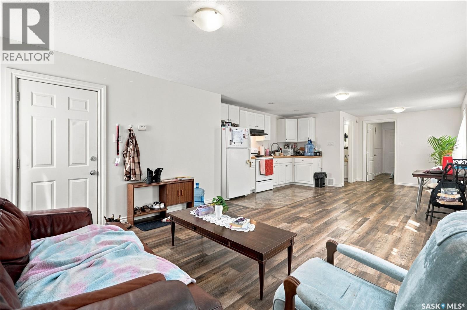 1020 Warner Street, Moose Jaw, Saskatchewan  S6H 5S5 - Photo 44 - SK045727