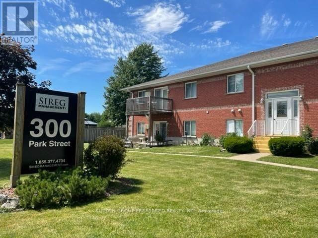 $289,900207 - 300 Park Street, Chatham-Kent, Ontario