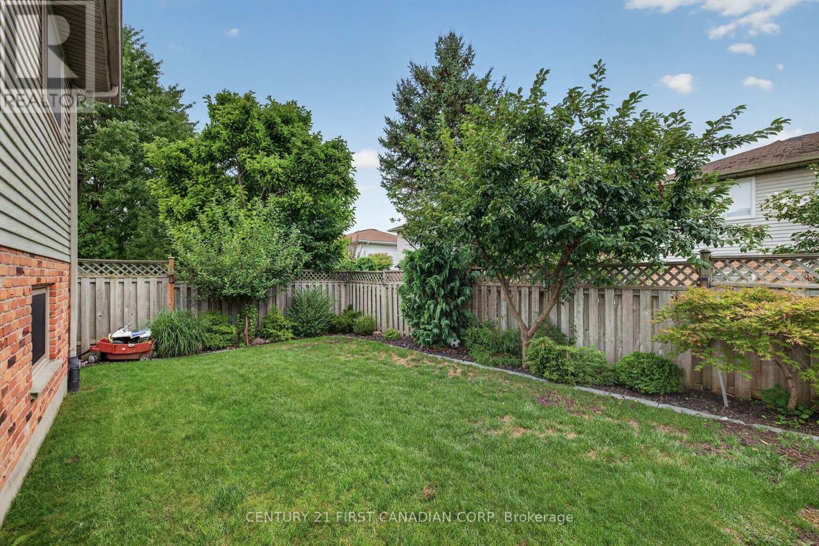 14 Kristina Crescent, London South, Ontario  N6E 3V3 - Photo 48 - X13684454