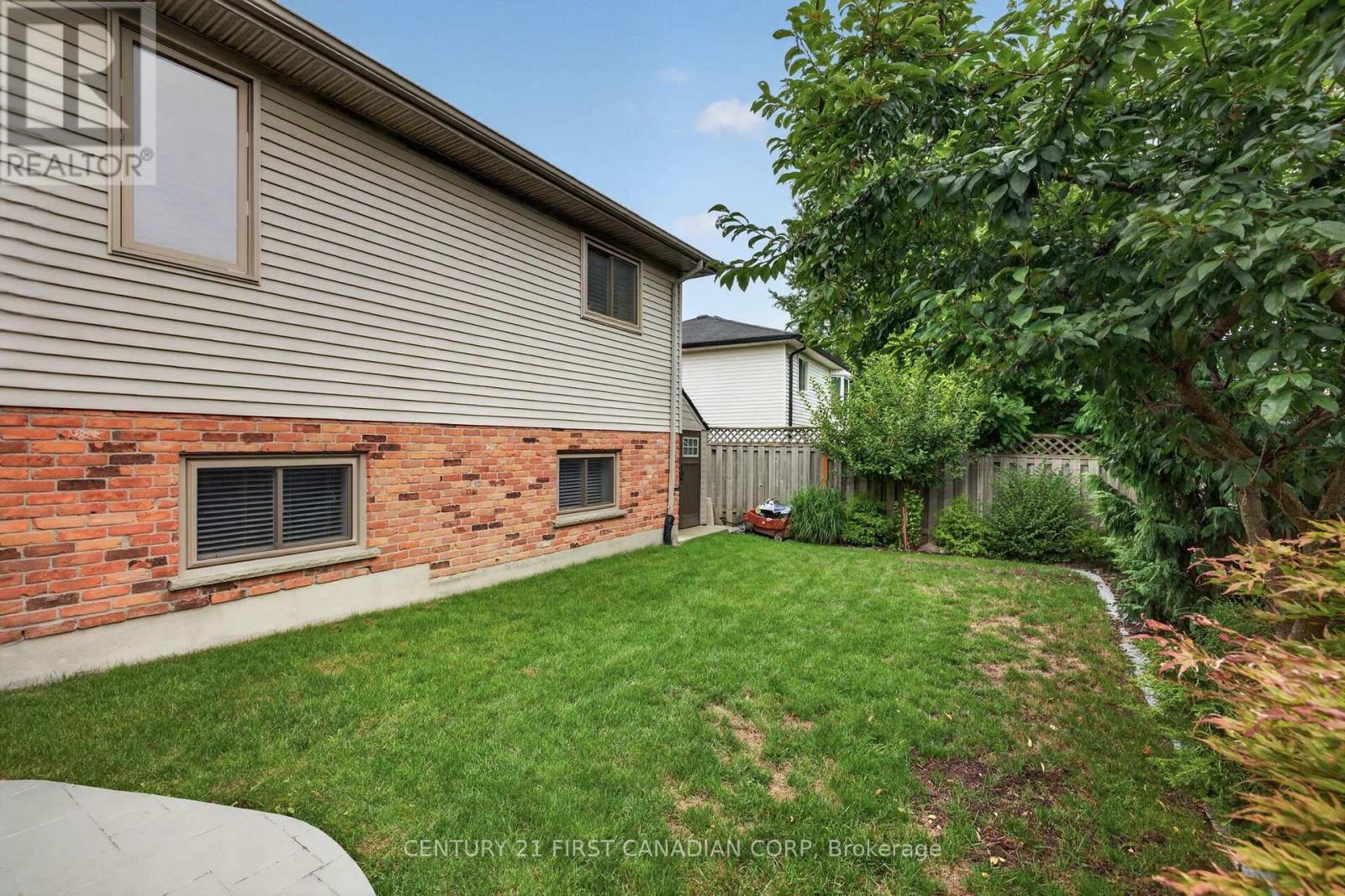 14 Kristina Crescent, London South, Ontario  N6E 3V3 - Photo 50 - X13684454