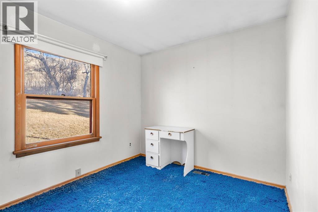 332 Third Street W, Cochrane, Alberta  T4C 1Z6 - Photo 15 - A2318121