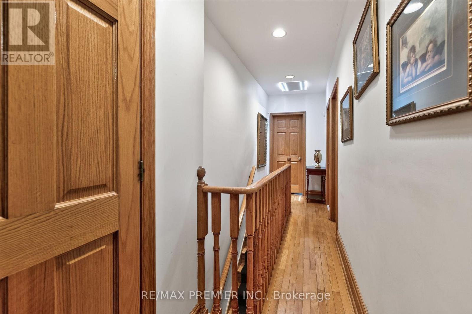 553 Greenwood Avenue, Toronto, Ontario  M4J 4A7 - Photo 23 - E13469380