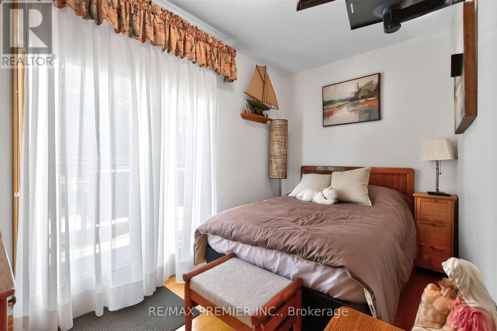 553 Greenwood Avenue, Toronto, Ontario  M4J 4A7 - Photo 27 - E13469380