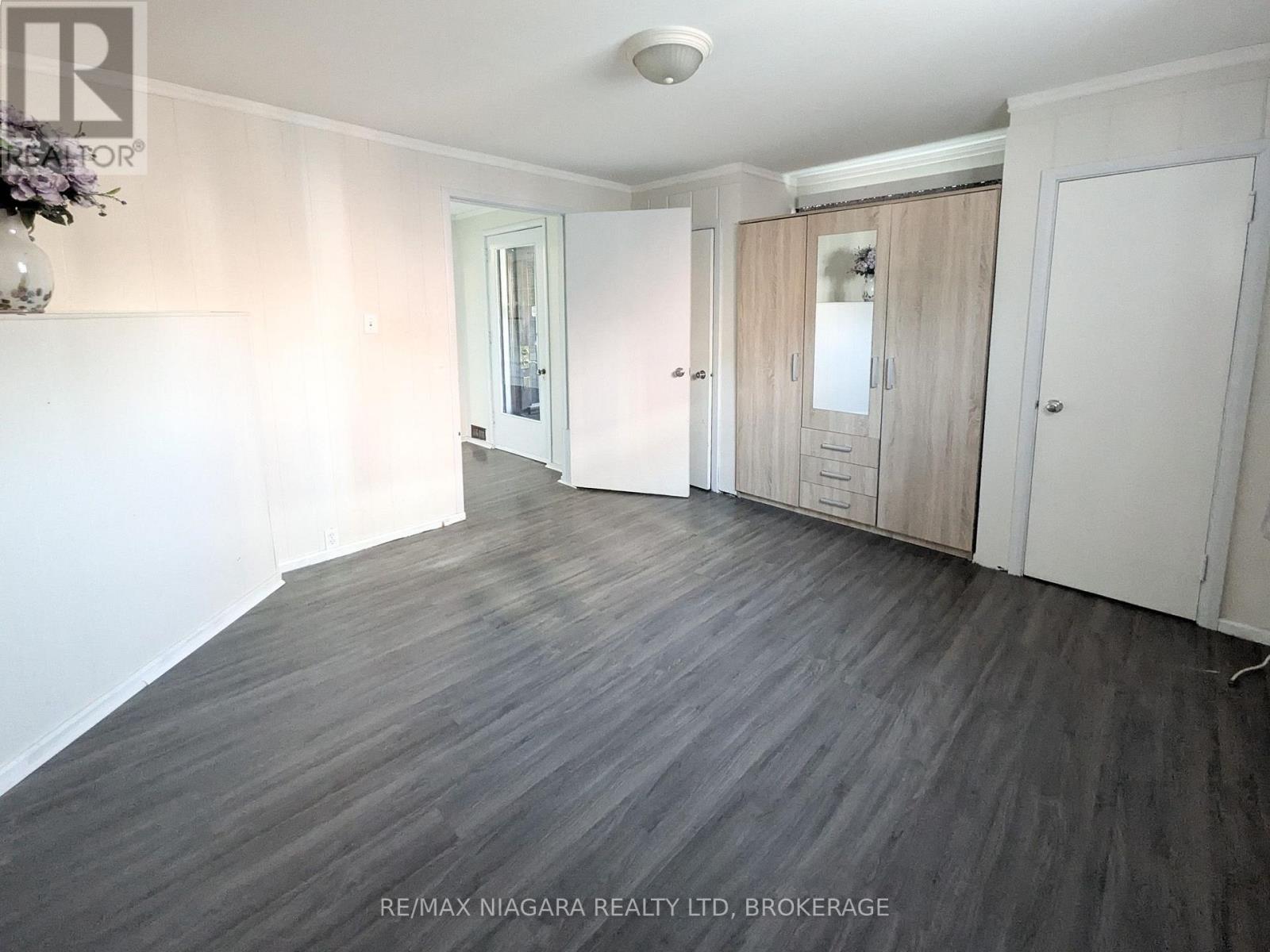 6070 Culp Street, Niagara Falls, Ontario  L2G 2B7 - Photo 10 - X13563240