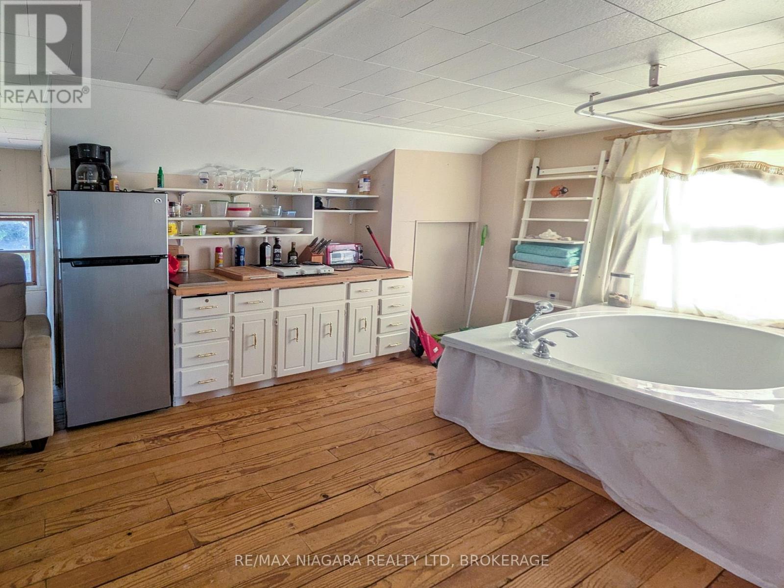 6070 Culp Street, Niagara Falls, Ontario  L2G 2B7 - Photo 35 - X13563240