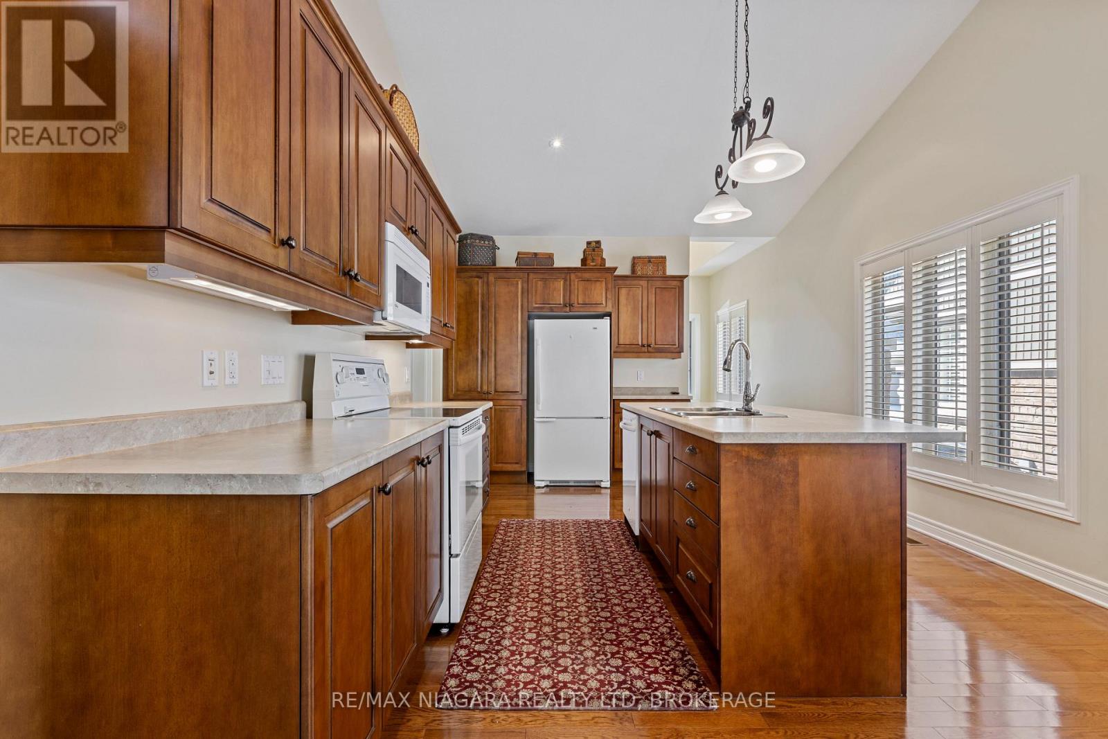 33 - 1398 Pelham Street, Pelham (Fonthill), Ontario L3E 0T4 - Photo 11 - X13684366