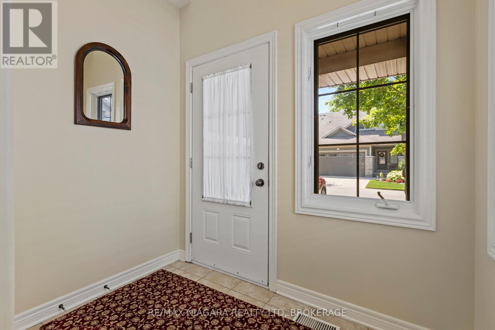 33 - 1398 Pelham Street, Pelham (Fonthill), Ontario L3E 0T4 - Photo 6 - X13684366