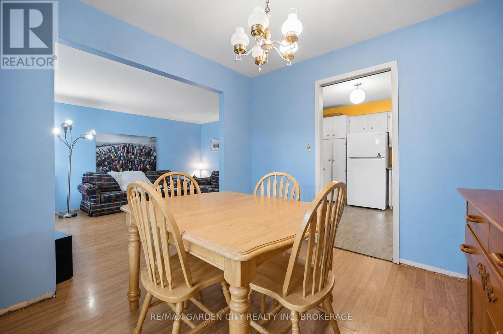 11 Kimbermount Drive, St. Catharines, Ontario  L2N 5W6 - Photo 12 - X13684368