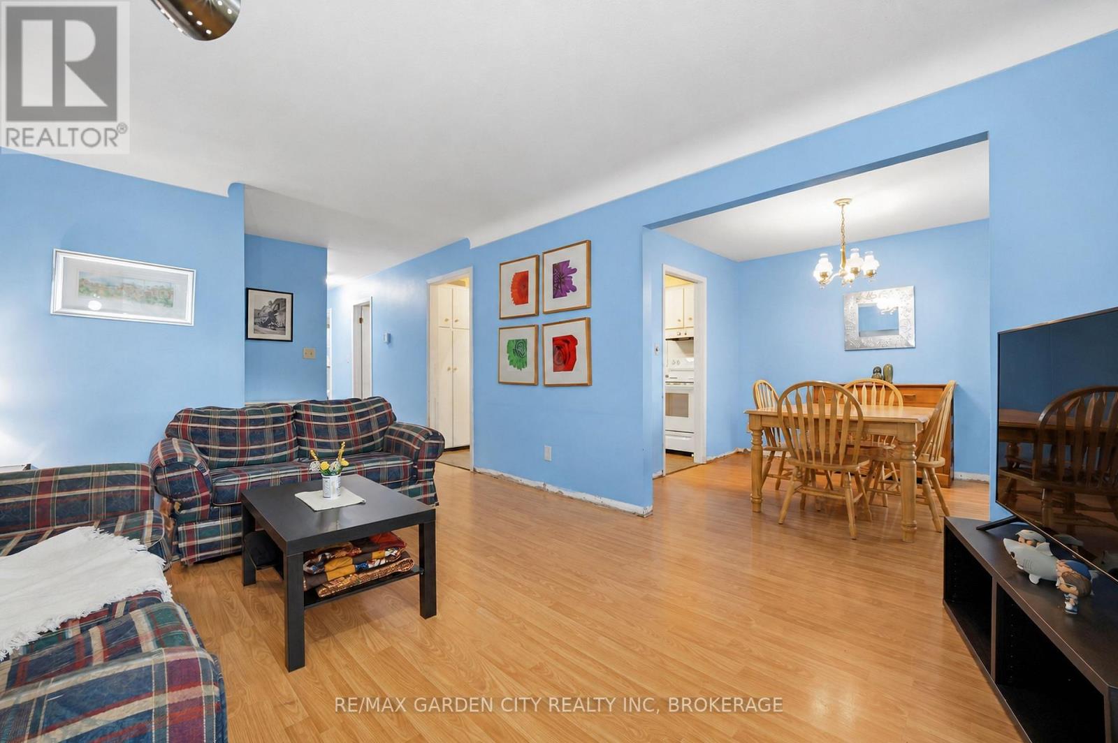 11 Kimbermount Drive, St. Catharines, Ontario  L2N 5W6 - Photo 9 - X13684368