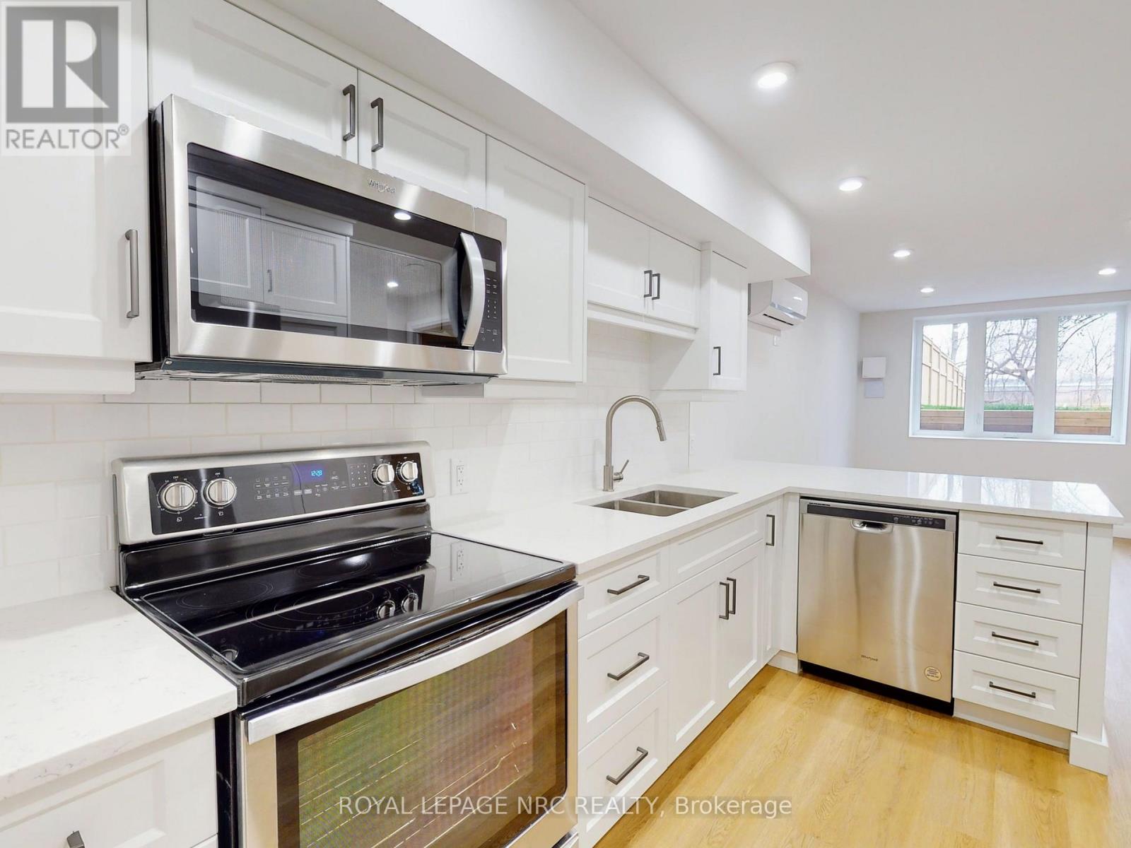 Lower - 10a Smythe Street, St. Catharines, Ontario  L2P 2G8 - Photo 11 - X13684430