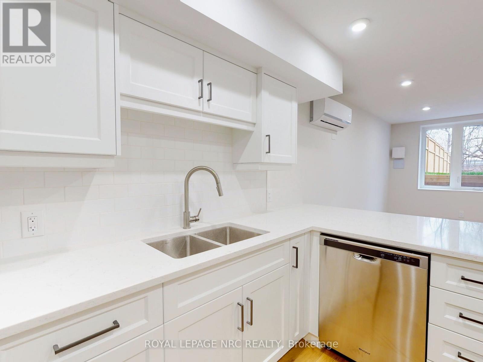 Lower - 10a Smythe Street, St. Catharines, Ontario  L2P 2G8 - Photo 12 - X13684430