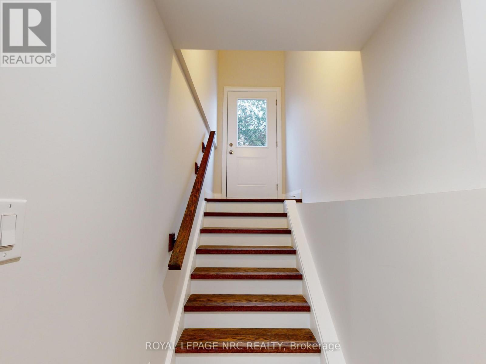 Lower - 10a Smythe Street, St. Catharines, Ontario  L2P 2G8 - Photo 19 - X13684430