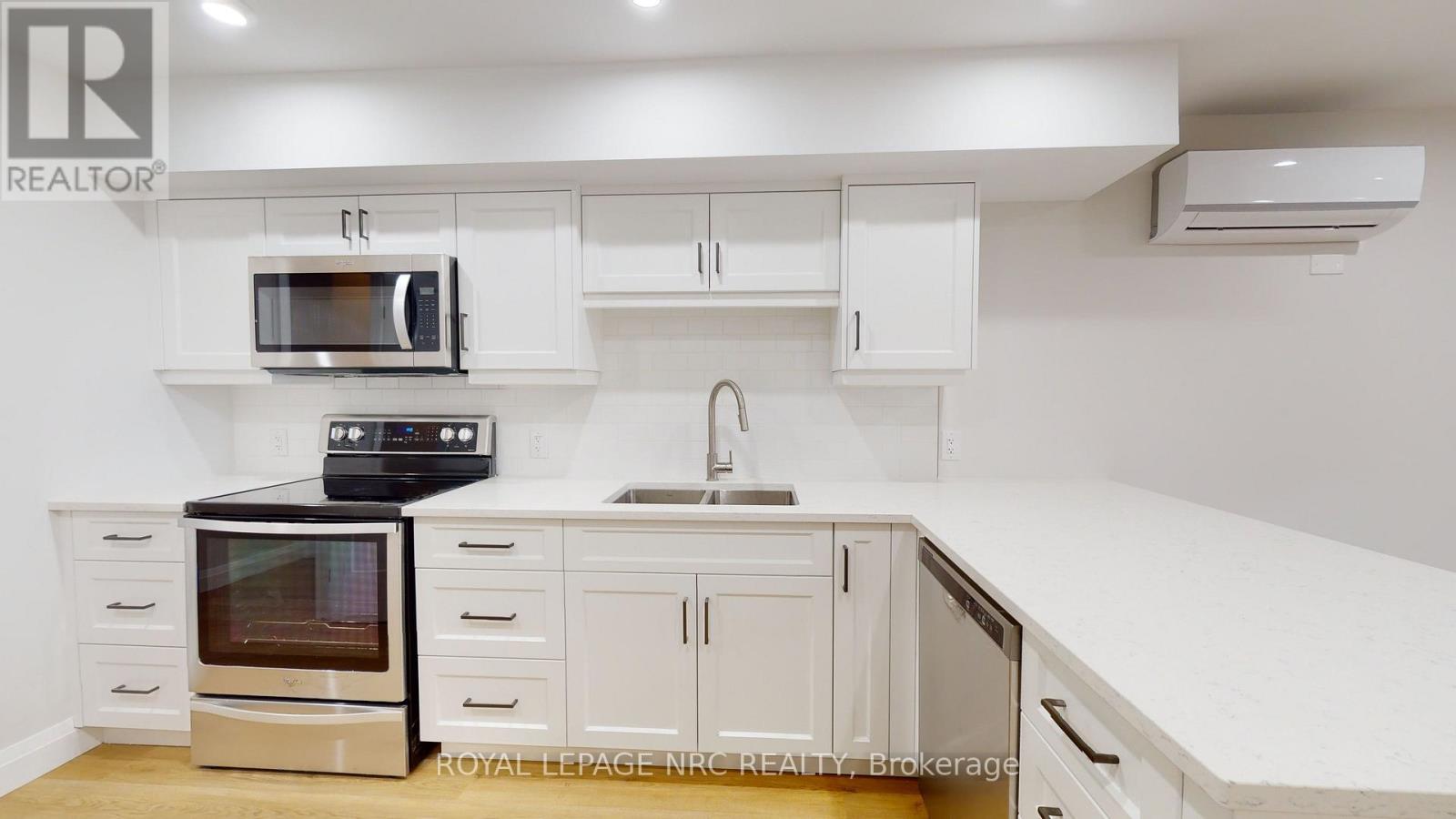 Lower - 10a Smythe Street, St. Catharines, Ontario  L2P 2G8 - Photo 5 - X13684430