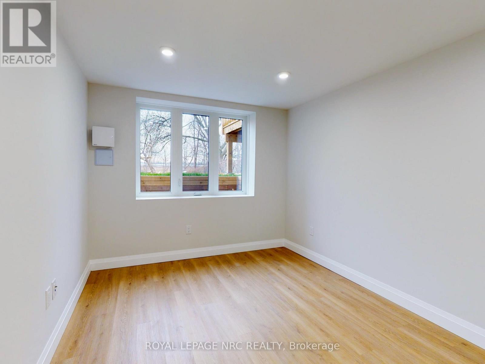 Lower - 10a Smythe Street, St. Catharines, Ontario  L2P 2G8 - Photo 8 - X13684430