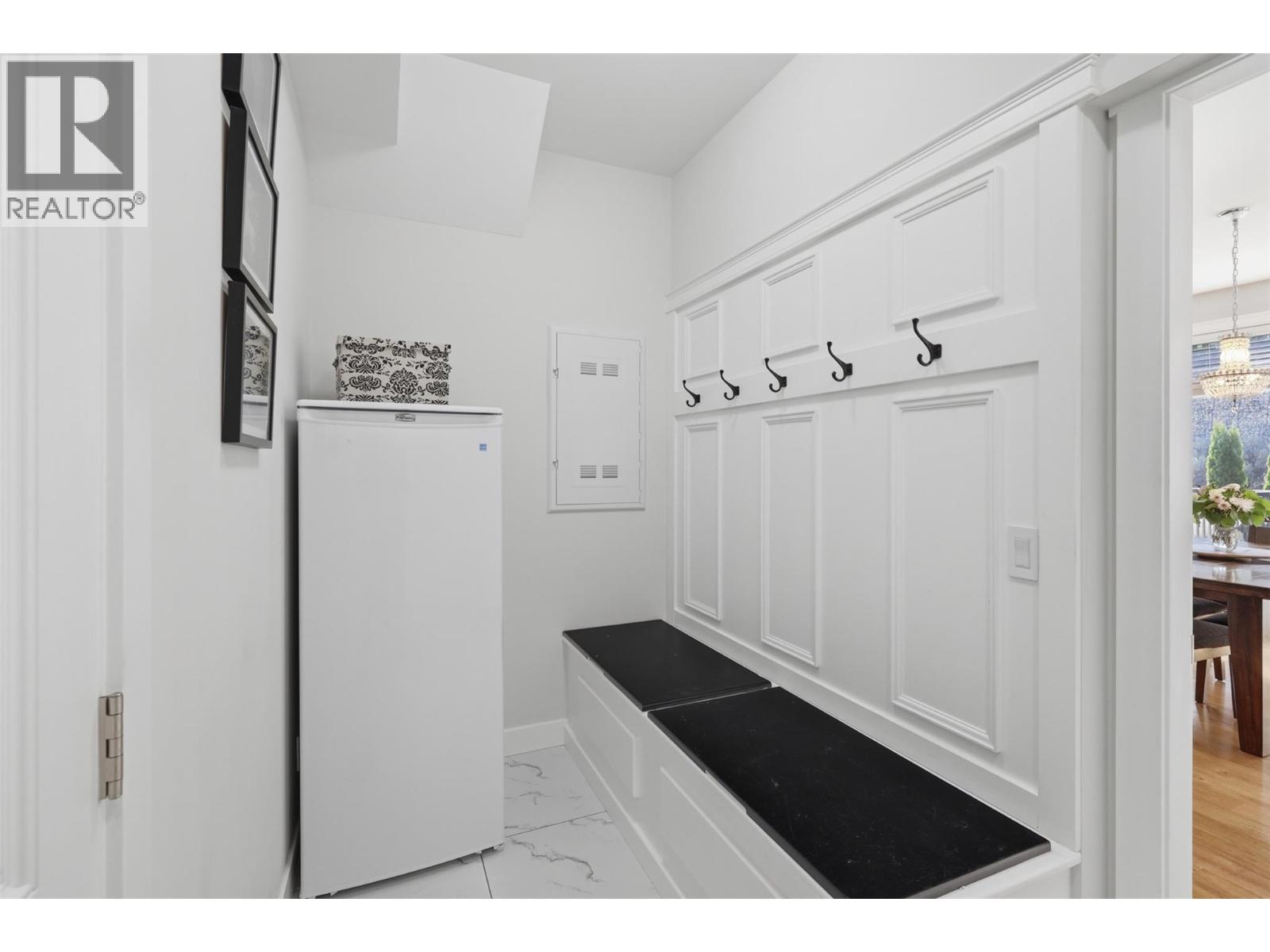 1532 Emerald Drive, Kamloops, British Columbia  V2E 0C1 - Photo 8 - 10397985