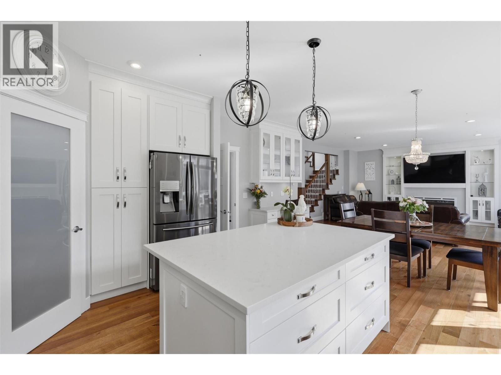 1532 Emerald Drive, Kamloops, British Columbia  V2E 0C1 - Photo 6 - 10397985