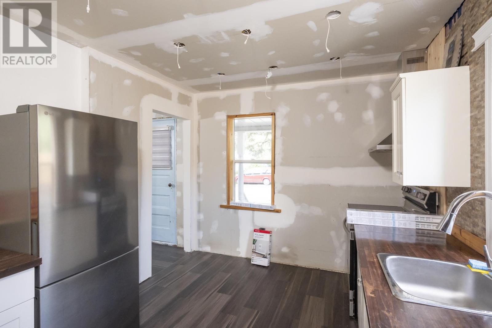 73 Empress Ave N, Thunder Bay, Ontario  P7A 6C2 - Photo 21 - TB2602400