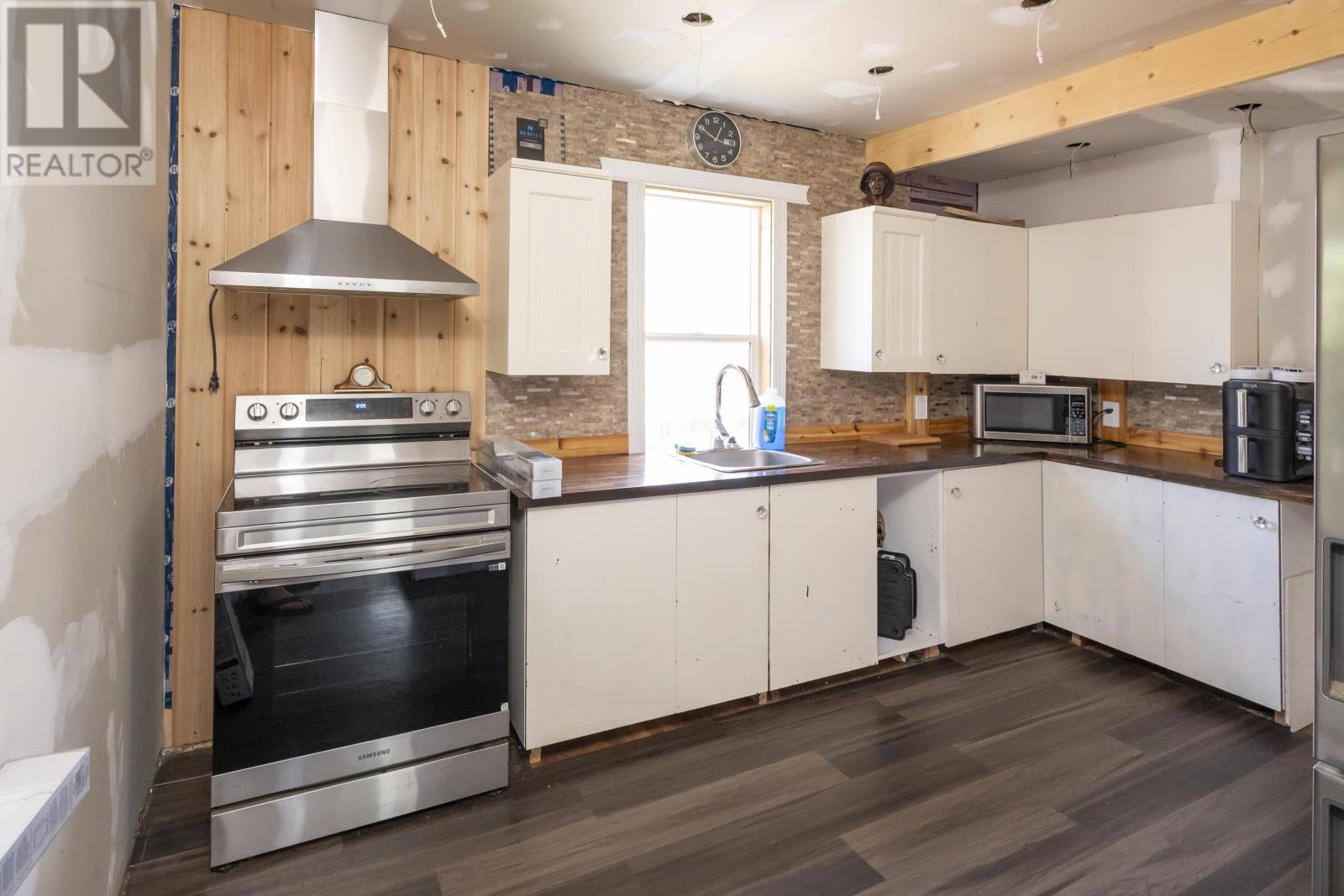73 Empress Ave N, Thunder Bay, Ontario  P7A 6C2 - Photo 23 - TB2602400