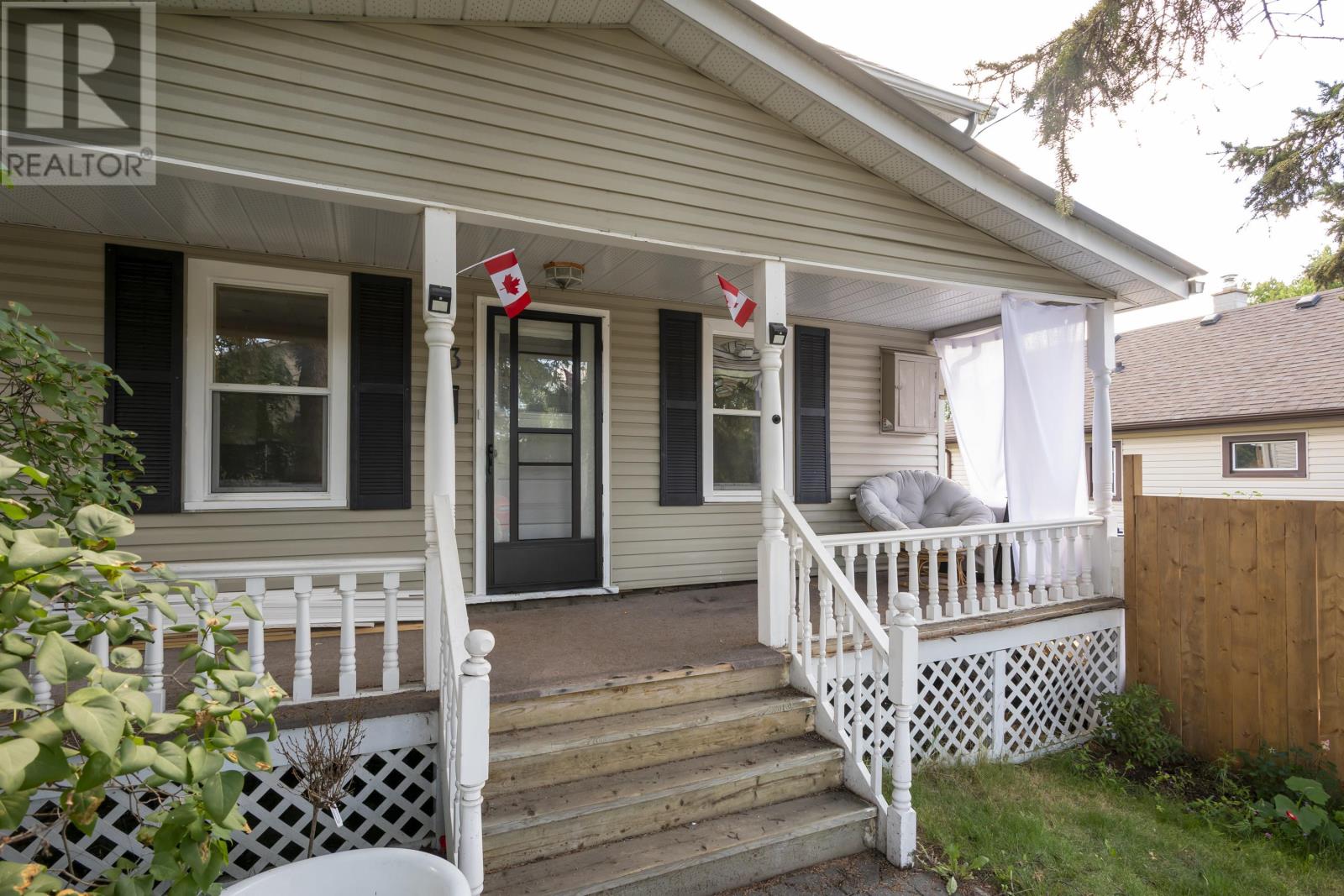 73 Empress Ave N, Thunder Bay, Ontario  P7A 6C2 - Photo 8 - TB2602400