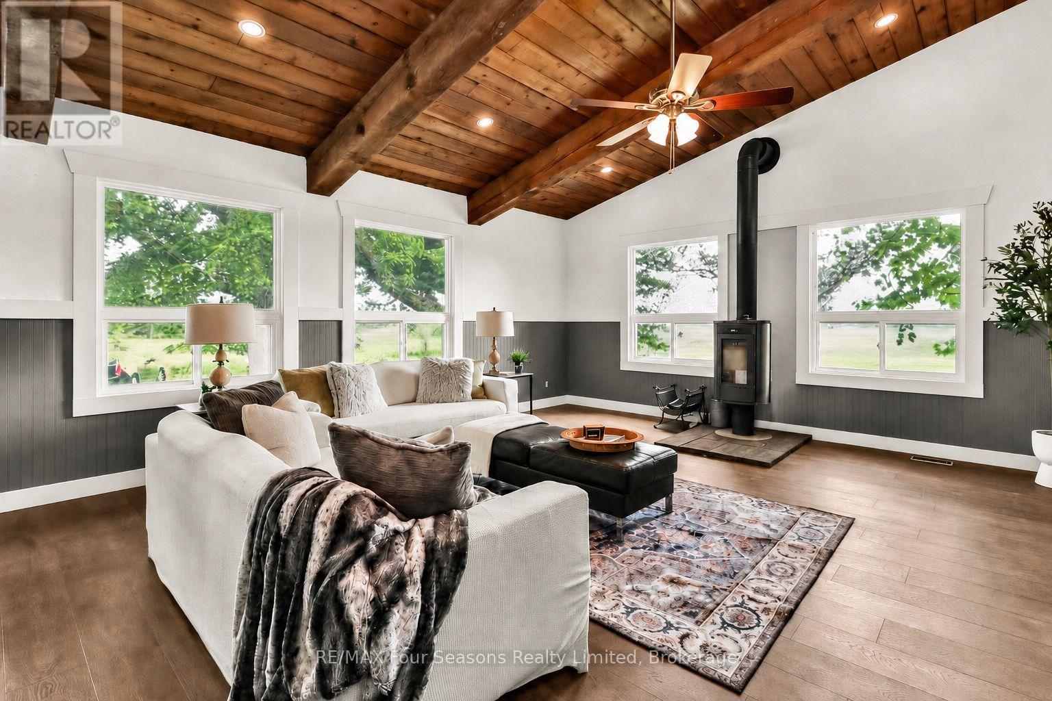 7363 Sideroad 33 34 Road, Clearview, Ontario  L0M 1S0 - Photo 7 - S13684376
