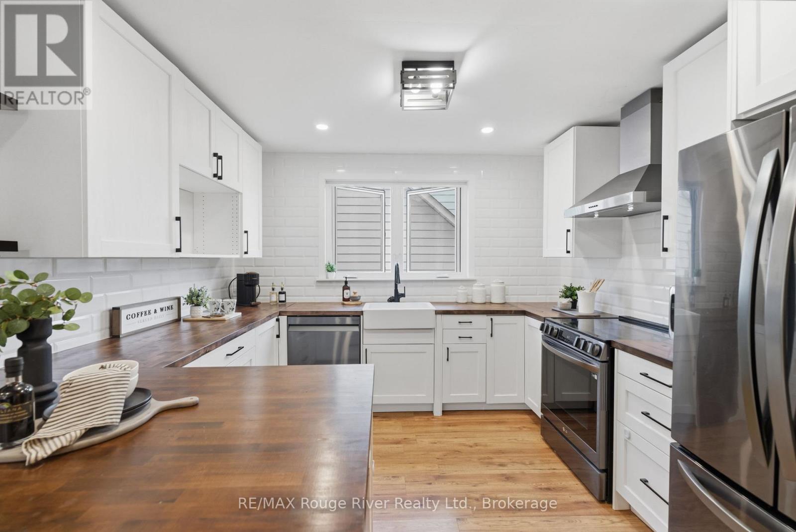 152 WILSON ROAD S, Oshawa, Ontario