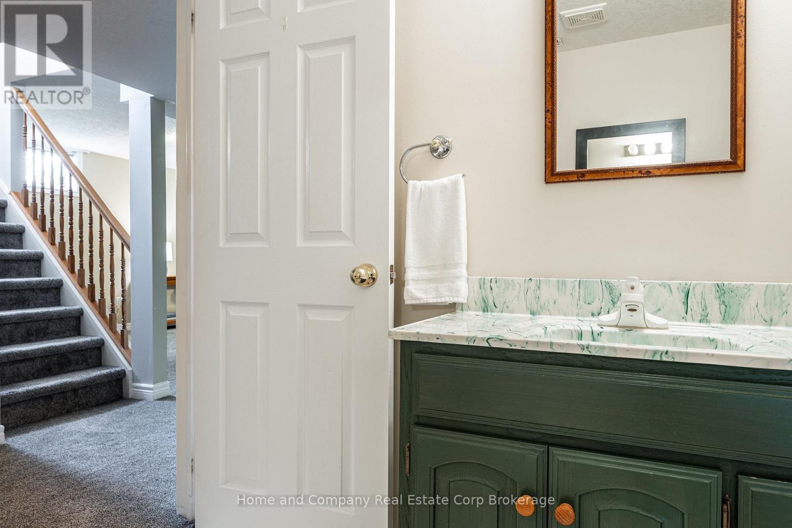 402 Douglas Street, Stratford, Ontario  N5A 7Z7 - Photo 31 - X13684448