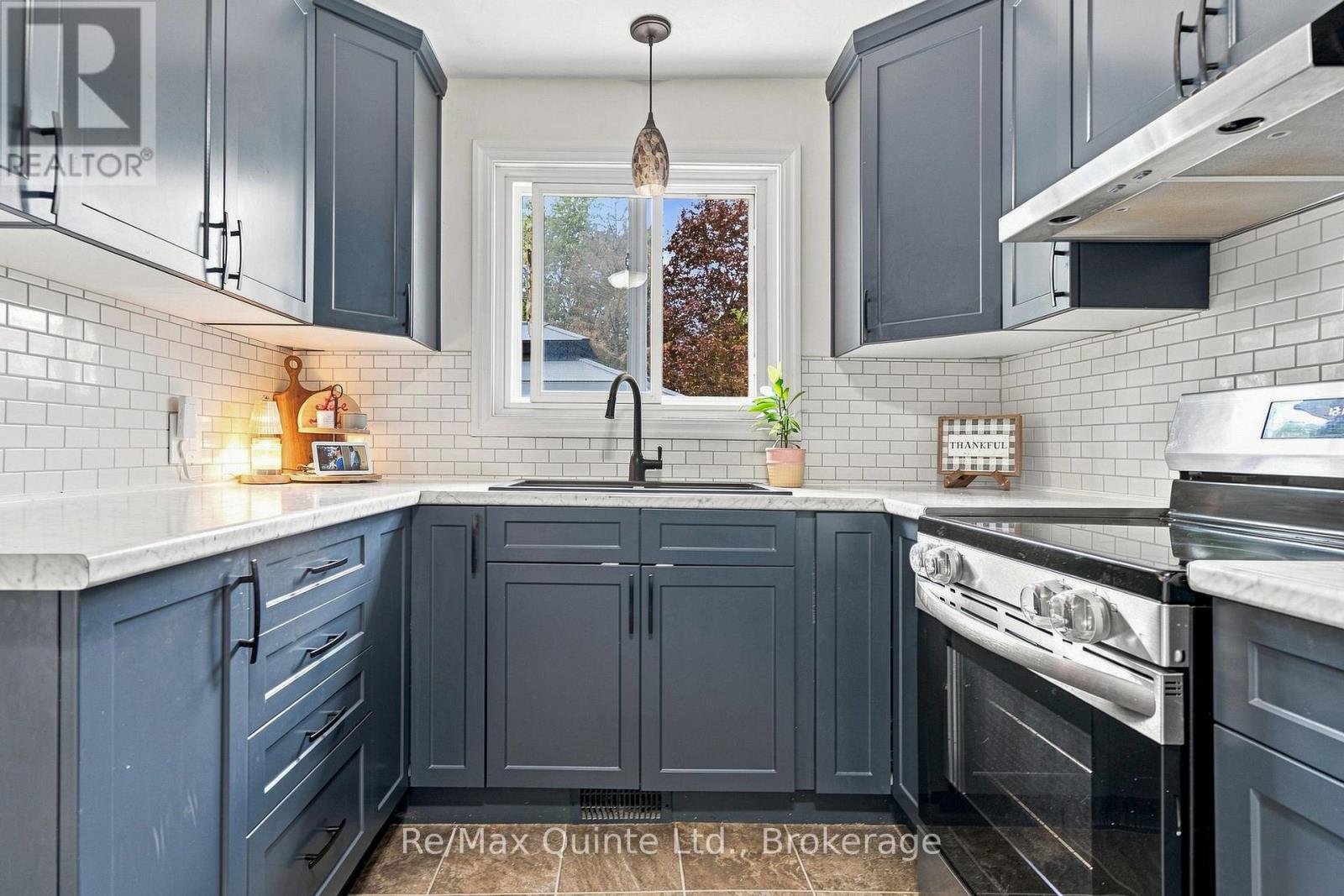 28 Shamrock Road, Belleville, Ontario  K8P 4J2 - Photo 15 - X13684490