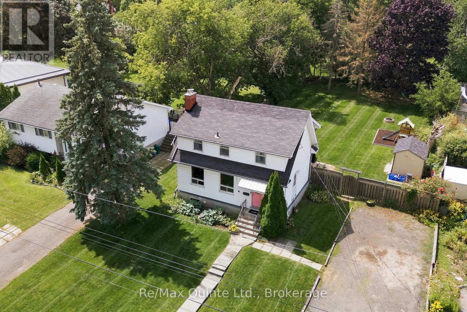 28 Shamrock Road, Belleville, Ontario  K8P 4J2 - Photo 3 - X13684490