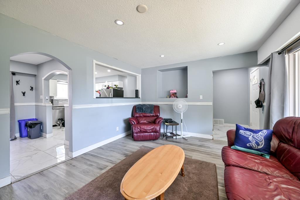 33465 Hawthorne Avenue, Abbotsford, British Columbia  V2S 1B7 - Photo 8 - R3155312