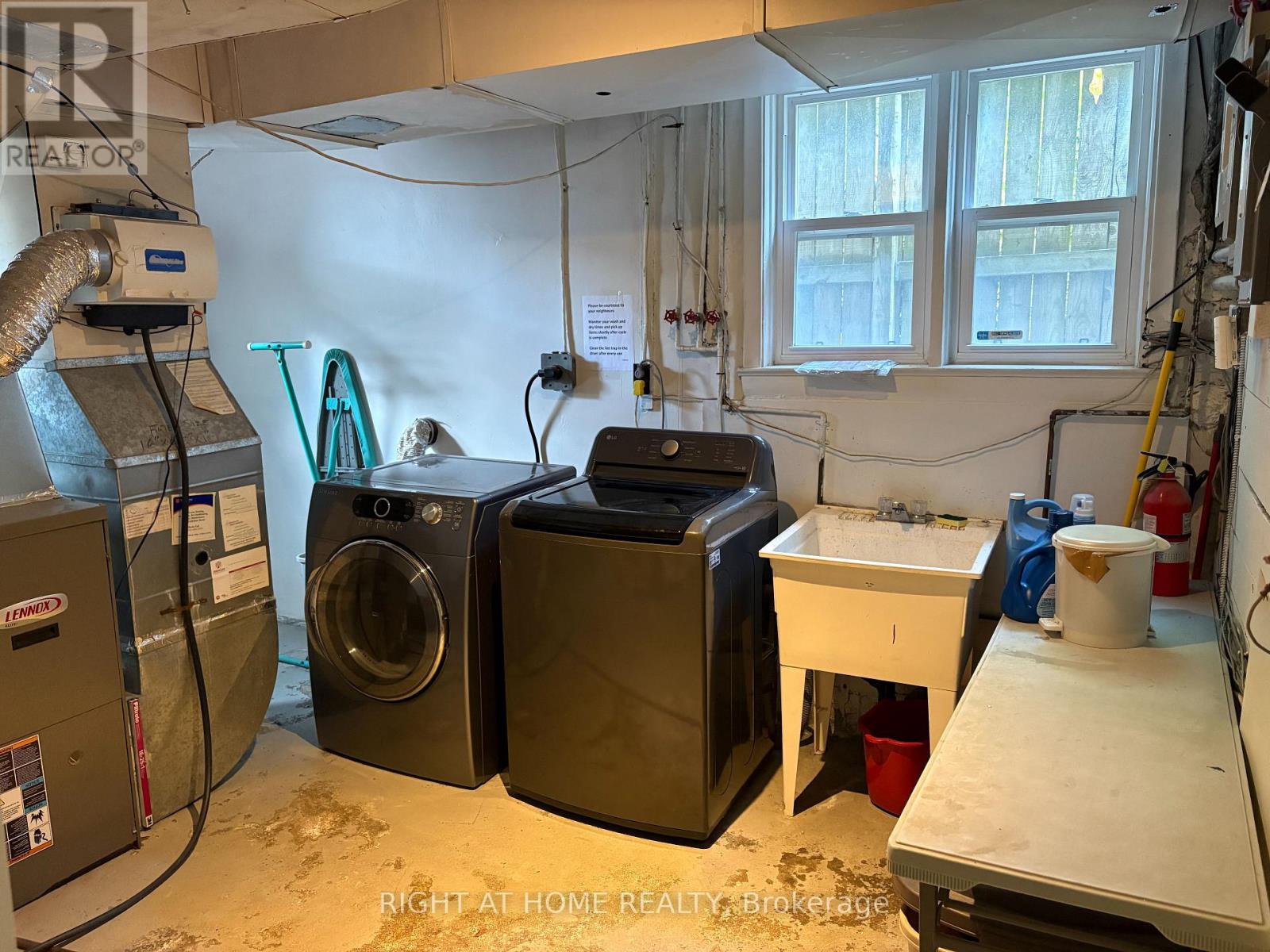 One - 170 Bowood Avenue, Toronto, Ontario  M4N 1Y6 - Photo 14 - C13684336