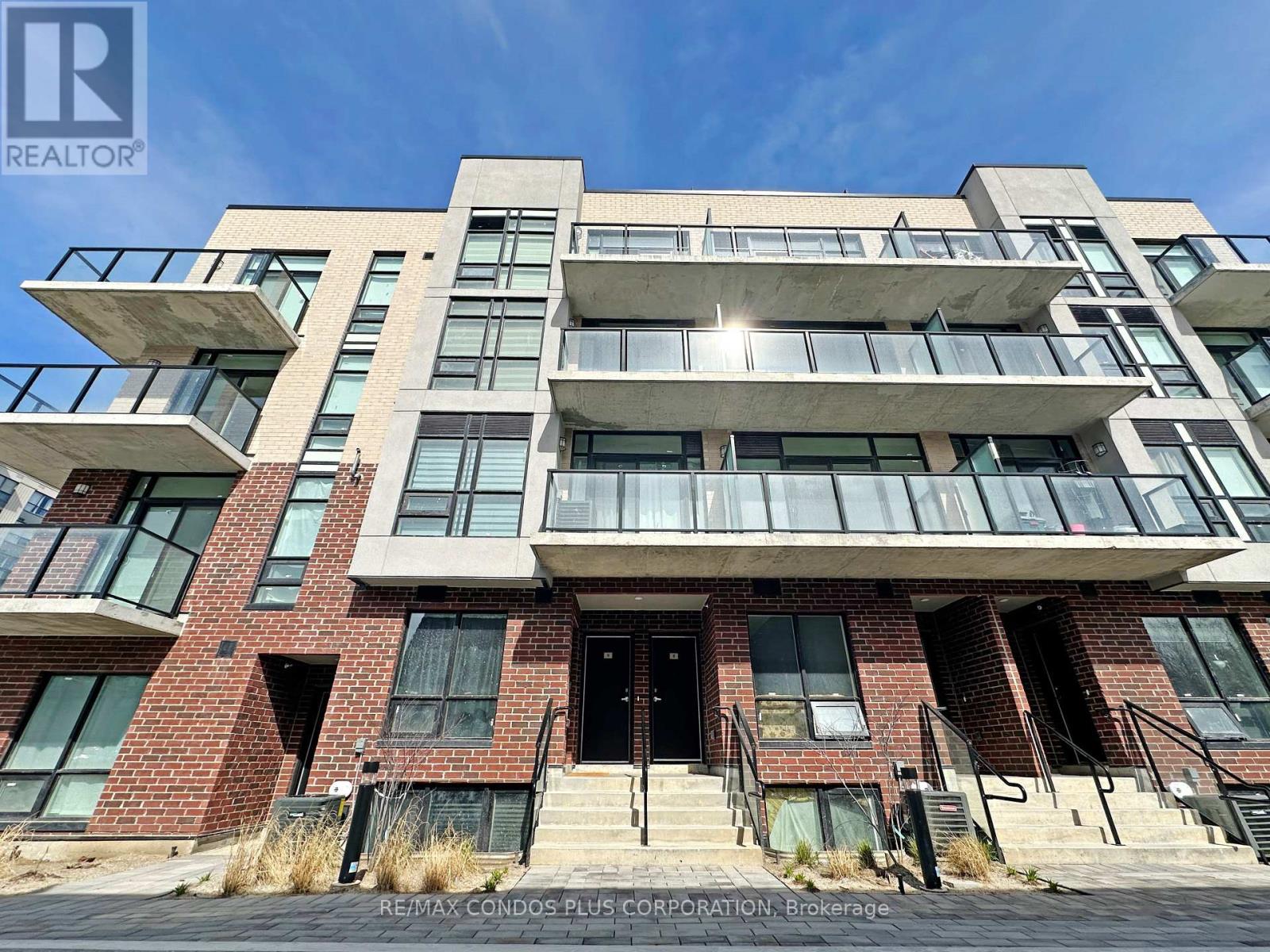 9 - 871 SHEPPARD AVENUE W, Toronto, Ontario