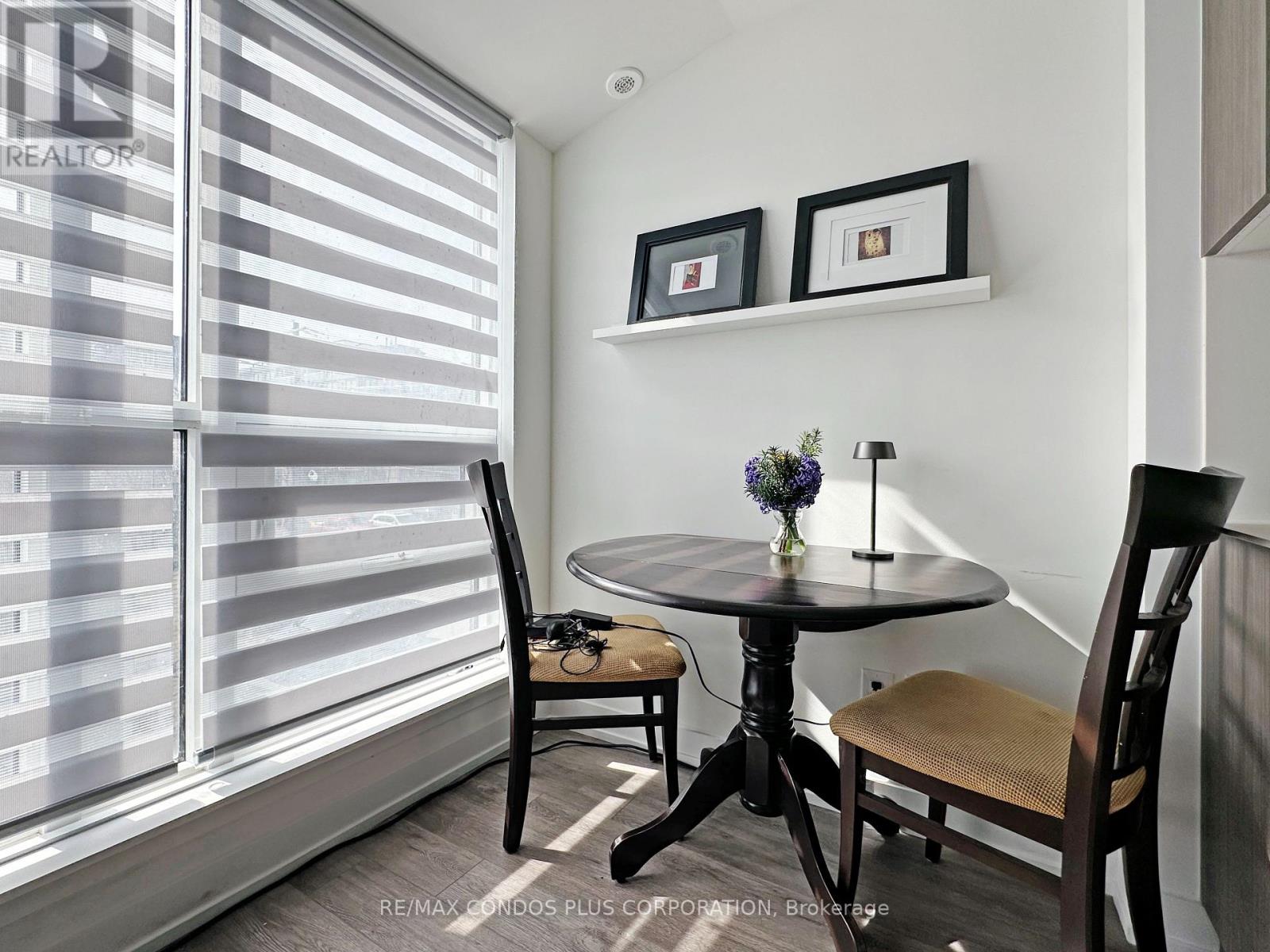 9 - 871 Sheppard Avenue W, Toronto, Ontario  M3H 0E8 - Photo 11 - C13684370
