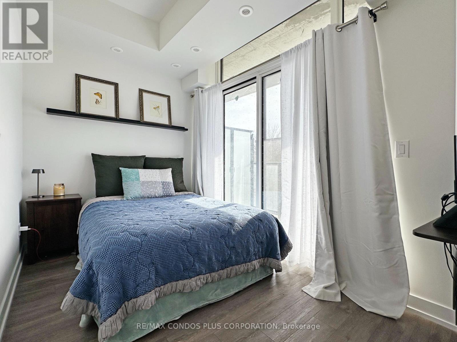 9 - 871 Sheppard Avenue W, Toronto, Ontario  M3H 0E8 - Photo 13 - C13684370
