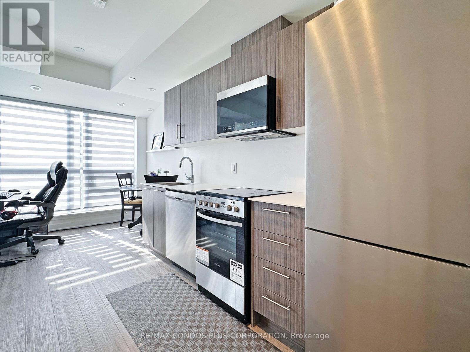 9 - 871 Sheppard Avenue W, Toronto, Ontario  M3H 0E8 - Photo 15 - C13684370